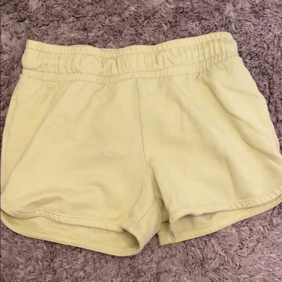 cloth shorts - Picture 1 of 2